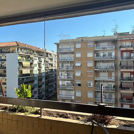La Rosa Di Roma Di Momy Lägenhet Exteriör bild